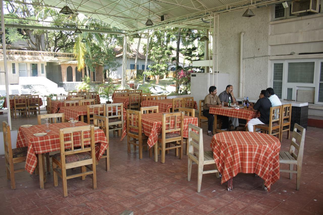 Raja Hotel Kovalam Ngoại thất bức ảnh