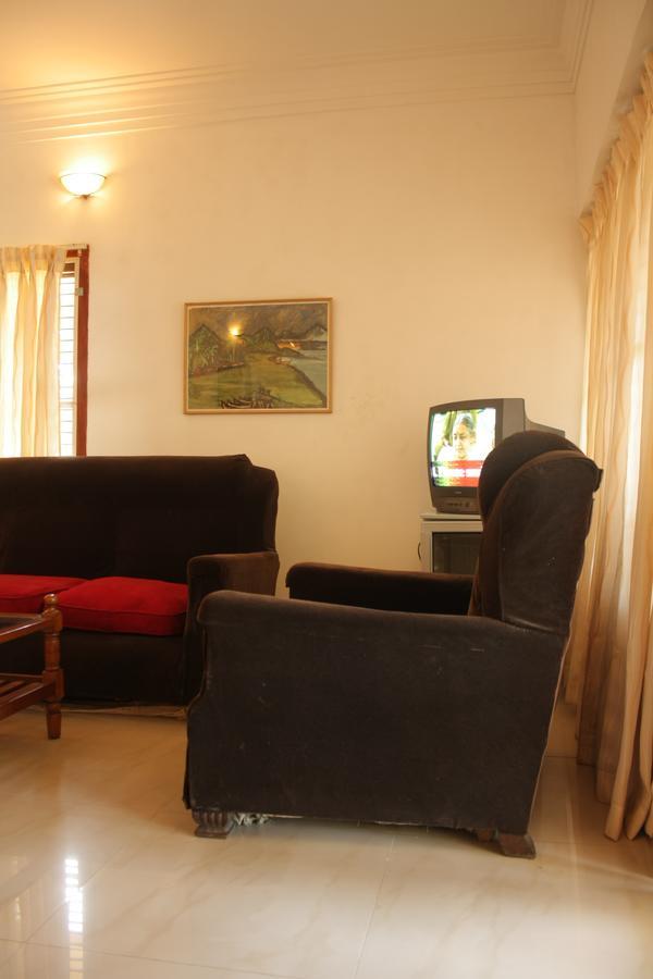 Raja Hotel Kovalam Ngoại thất bức ảnh