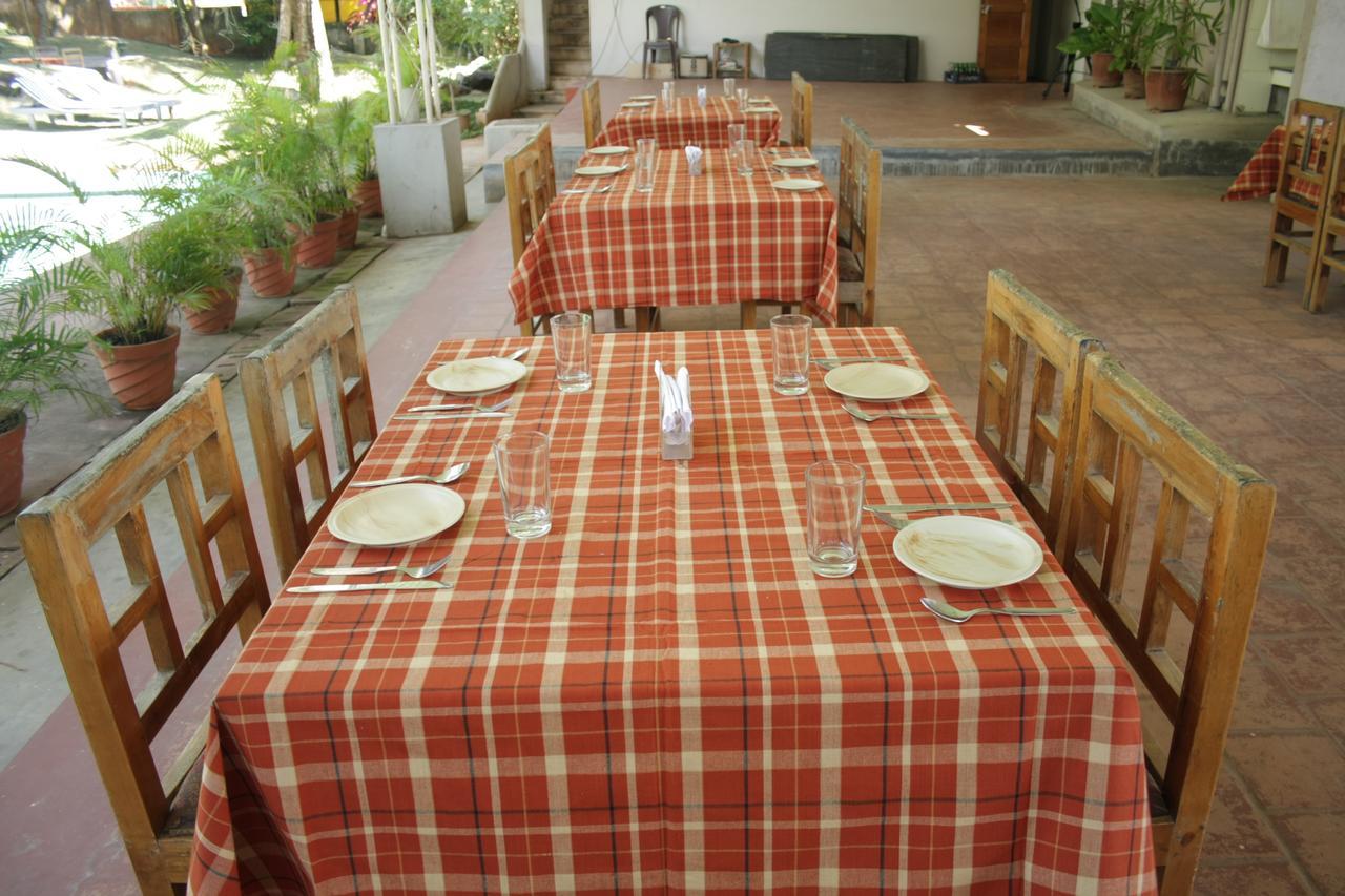 Raja Hotel Kovalam Ngoại thất bức ảnh