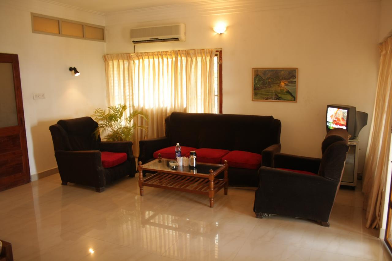 Raja Hotel Kovalam Ngoại thất bức ảnh